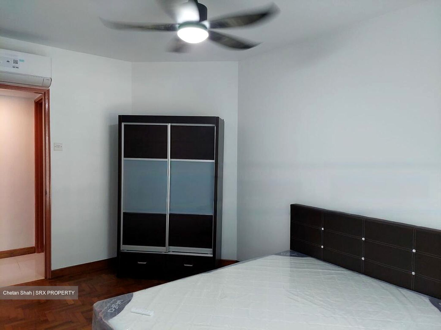 Melville Park (D18), Condominium #447654651